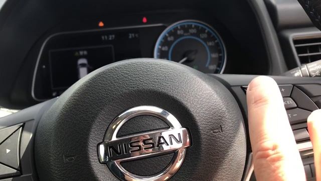 Nissan Leaf смотреть онлайн