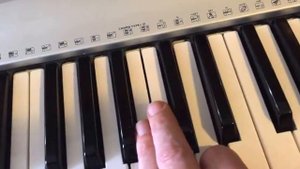 Yamaha PSR-E303, an ideal student keyboard