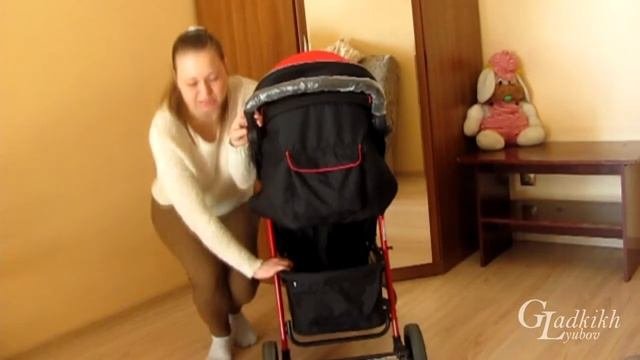 Обзор на прогулочную коляску Corol S8