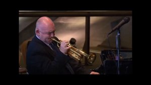 James Morrison plays Trumpet & Piano at the same time