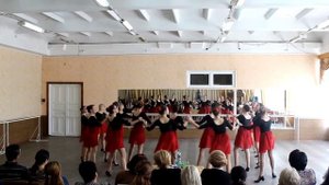Хора фетелор. Молдавский женский танец.