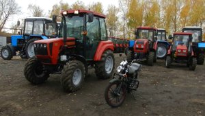 Акция Купи трактор МТЗ 622, получи мопед в подарок