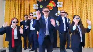 День учителя. 10,11 класс. Танец.