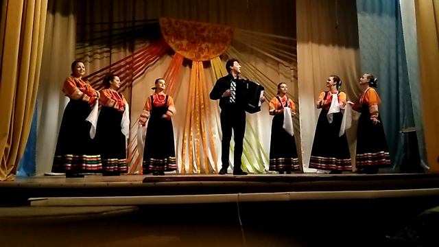 3 почему мне бабенку жаль баянист смотреть онлайн