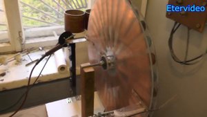 Обратное включение генератора Вимшурста