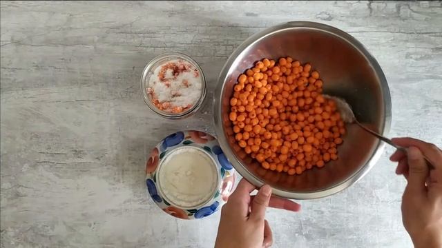 Обліпиха з цукром на зиму без варіння та заморожування. Рецепт дуже корисного і ароматного сиропу. смотреть онлайн