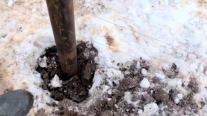 Зимний монтаж винтовых свай Сваекрутом