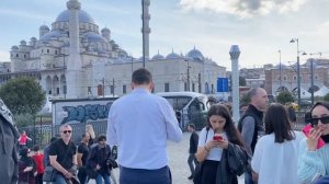 Эминёню Прогулка Стамбул октябрь 2022 /Самая загруженная набережная в Стамбуле/ Рыбные кафе