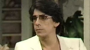 Fee Waybill and RIchard Belzer on Thicke of the Night 1983