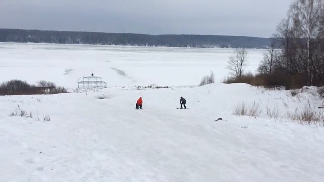 Покатушки на снегокате !!!!