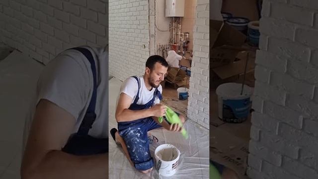 Как зафуговать декоративный камень?