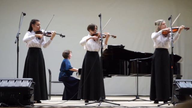 Трио скрипачей "АККОРД" смотреть онлайн