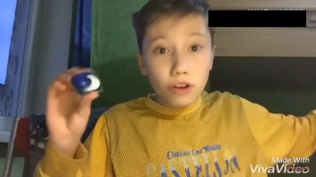 ТУПОЙ ШКОЛЬНИК съел капсулу для стирки белья смотреть онлайн