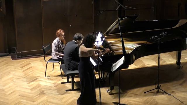 БИС исп. Алёна Баева (скрипка) Вадим Холоденко (фортепиано) смотреть онлайн