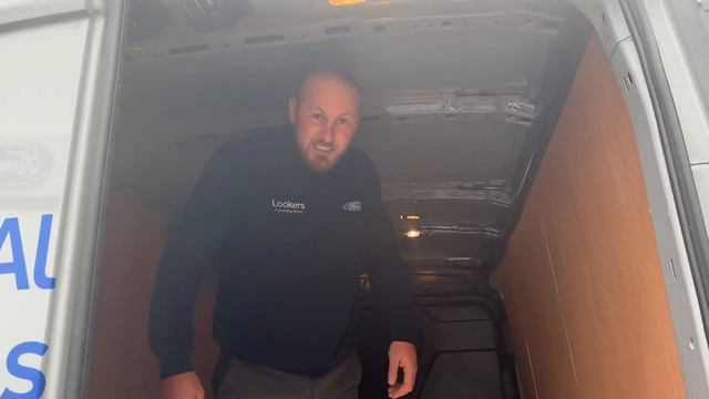 Lookers Ford E-Transit - Our 5 favourite features смотреть онлайн