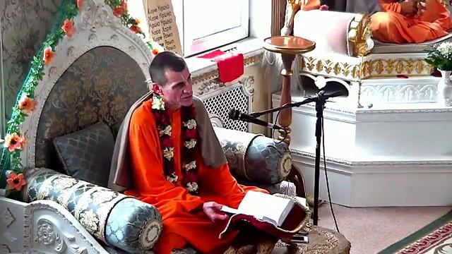 Вальмики дас, Лекция по БГ 12.5, Омск, 28.12.2015 смотреть онлайн