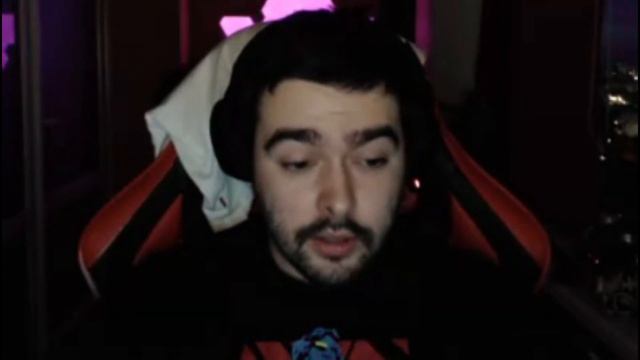 Стрей Осуждает Все Что Движется смотреть онлайн