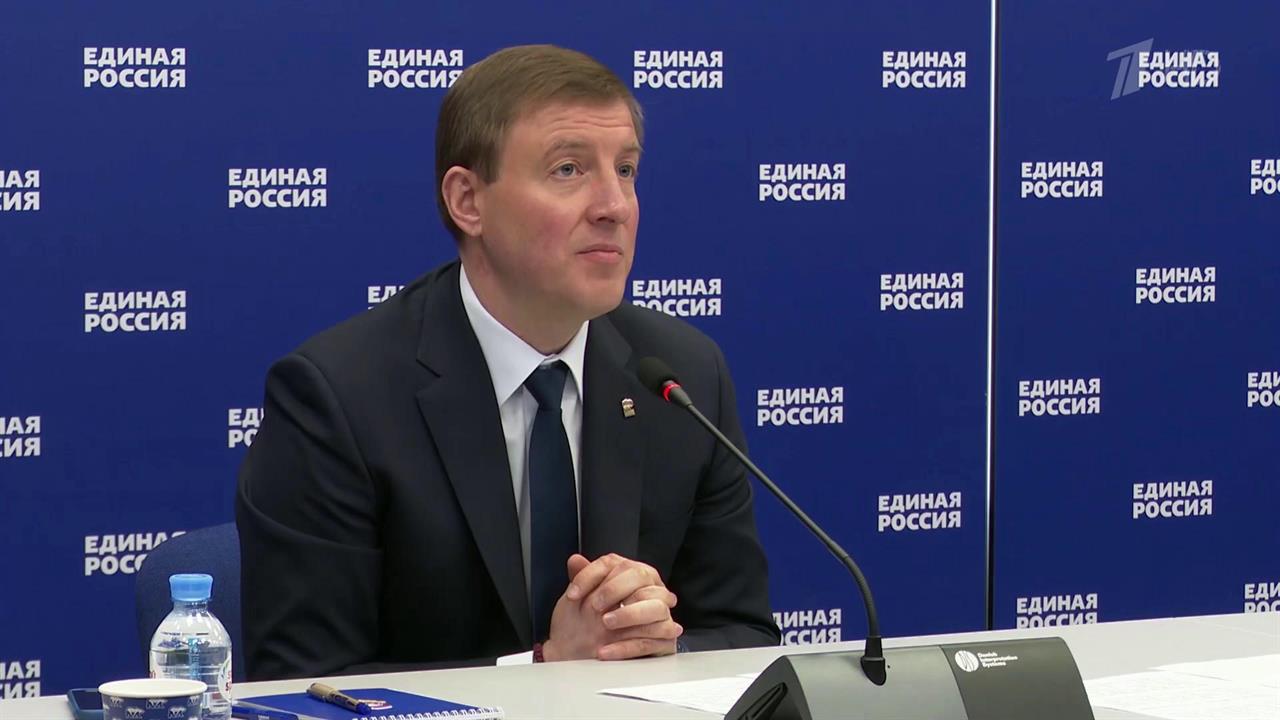 "Единая Россия" запустила отдельный проект "Спасибо врачам"