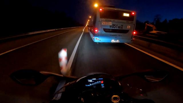 МОТОБУДНИ #3 Жесткий ночной прохват перед сном на BMW S1000RR:) смотреть онлайн