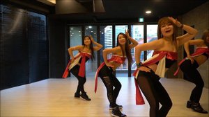 Banu Parlak / Narin Yarim / Zumba Korea TV