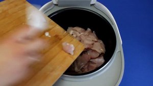 Рецепт тушеного куриного филе с цветной капустой и брокколи в мультиварке VITEK VT-4215 BW