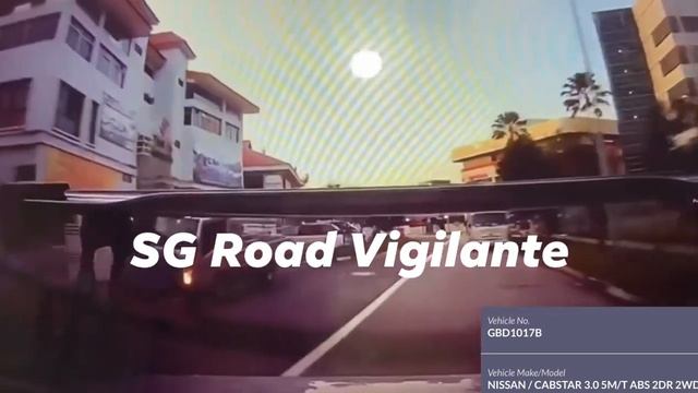 2may2022 ubi road 4 #GBD1017B nissan cabstar lost control drove up the kerb hit tree & rubbish bin смотреть онлайн