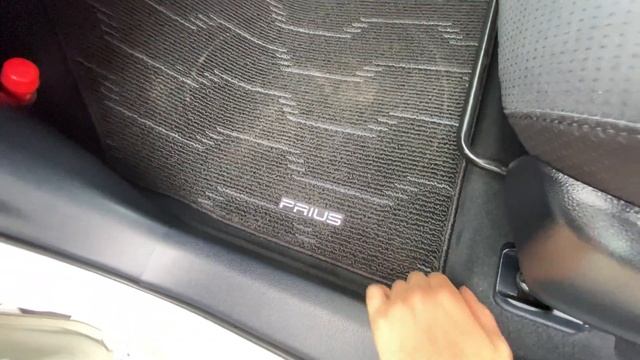 Toyota Prius ? 2016 год,Гибрид, комплектация «A» 4 балла✅ смотреть онлайн