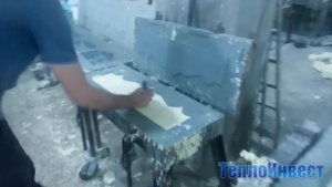 Затвердел ППУ. Открываем пресс формы.