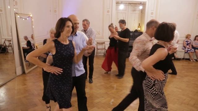 Русский лирический танец -русская милонга в клубе Тангомания смотреть онлайн