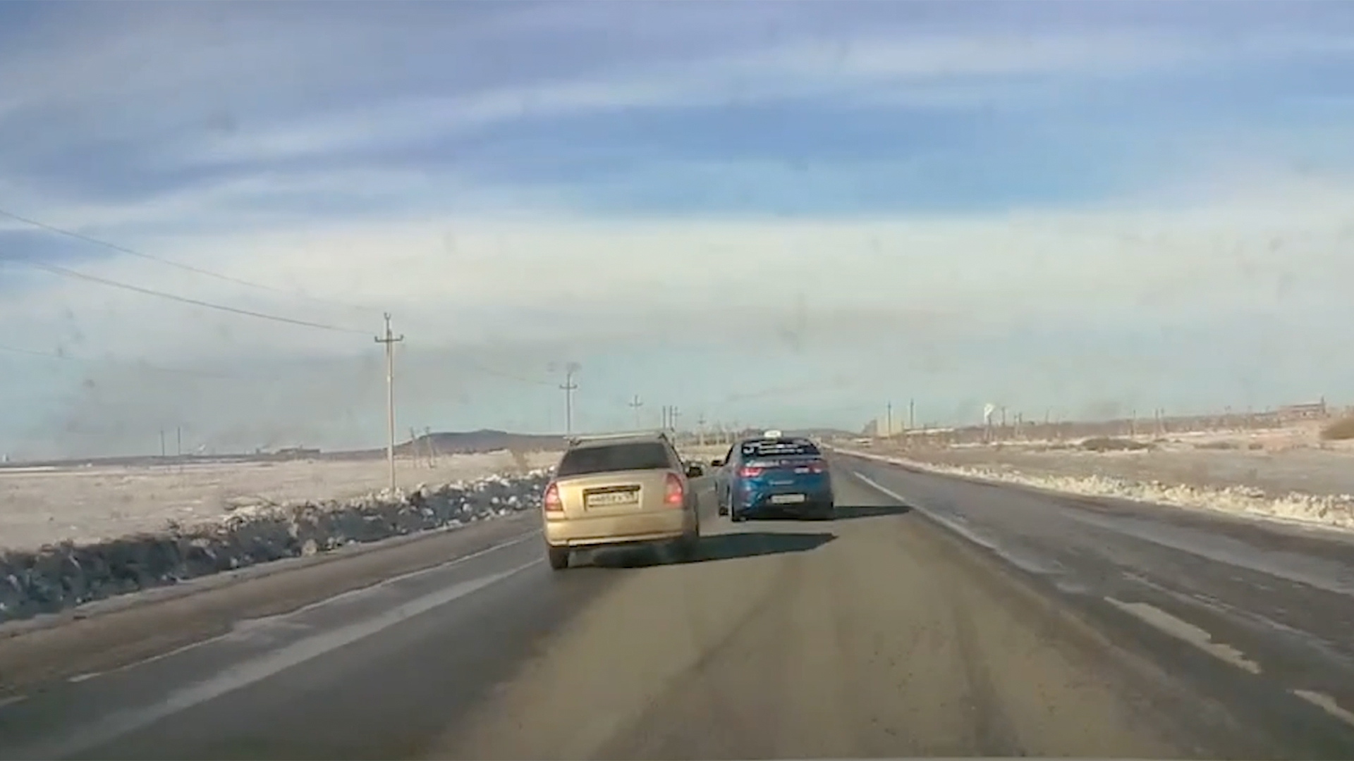 В Магнитогорске таксист обиделся на автоледи и начал ее «учить». Шлагбаум смотреть онлайн