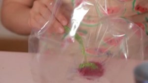 Как развлечь ребенка Тестируем на малышке сенсорный пакет для развития моторики своими руками