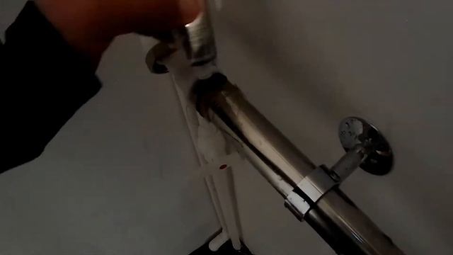 Лен и уплотнительная паста на резьбовое соединение ЧТОБ НЕ ТЕКЛО СВОИМИ РУКАМИ ПОЛОТЕНЦЕСУШИТЕЛЬ смотреть онлайн