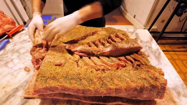 How Italy's Best Porchetta is Made