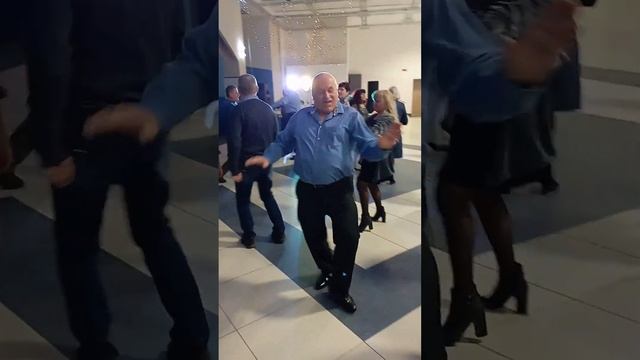 Музыка нас связала......23.12.22 Гомель парк Луначарского ? смотреть онлайн