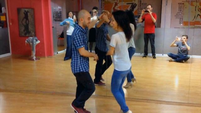 Bachata Intermediate смотреть онлайн