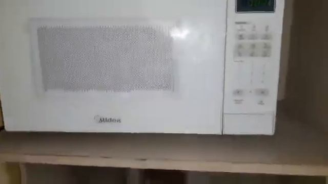micro-ondas Midea MRAB22 20 litros branco смотреть онлайн