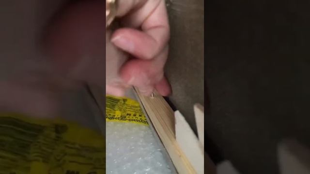 Какое крепление использовать для картин, чтобы повесить на стену, блог о росписи стен смотреть онлайн