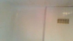 Холодильник НОУ ФРОСТ. Морозит холодильная камера.