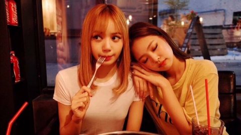 МИФЫ О ГРУППЕ BLACKPINK