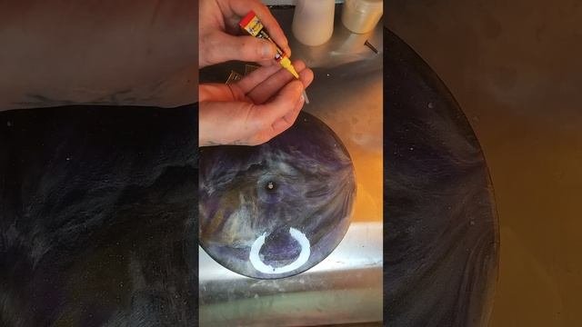 Часы из эпоксидной смолы