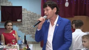 Популярный исполнитель марийских песен Анатолий Зарецких