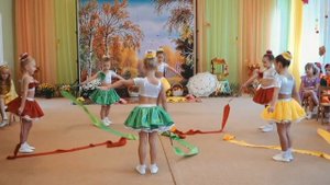 Осенний танец с лентами(старшая руппа) д/с №306 Одесса