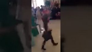 Девочка танцует лезгинку