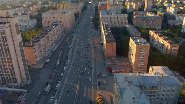 Проспект мира около метро Алексеевская с воздуха. ND4/PL Mavic Air в сильный ветер (30/80 км/ч) смотреть онлайн