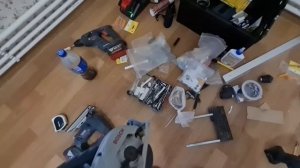 БУДНИ СБОРЩИКА МЕБЕЛИ /1