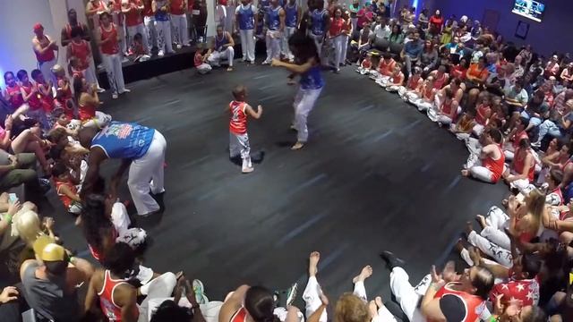 Batizado 2017 - Kids 004 - Capoeira Brazilian Pelourinho смотреть онлайн