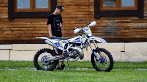 Первый китайский двухтактный мотоцикл GR 7.