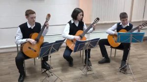 Ансамбль гитаристов Пашков Андрей, Кошелев Фёдор, Кононенко Данил Г  Гладков «Песенка друзей»