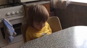Дети спят. Смешное видео про детей.