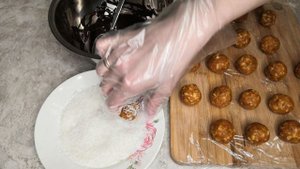 КОНФЕТЫ ИЗ ОРЕХОВ И СУХОФРУКТОВ / RAW VEGAN СЫРОЕДЧЕСКИЕ